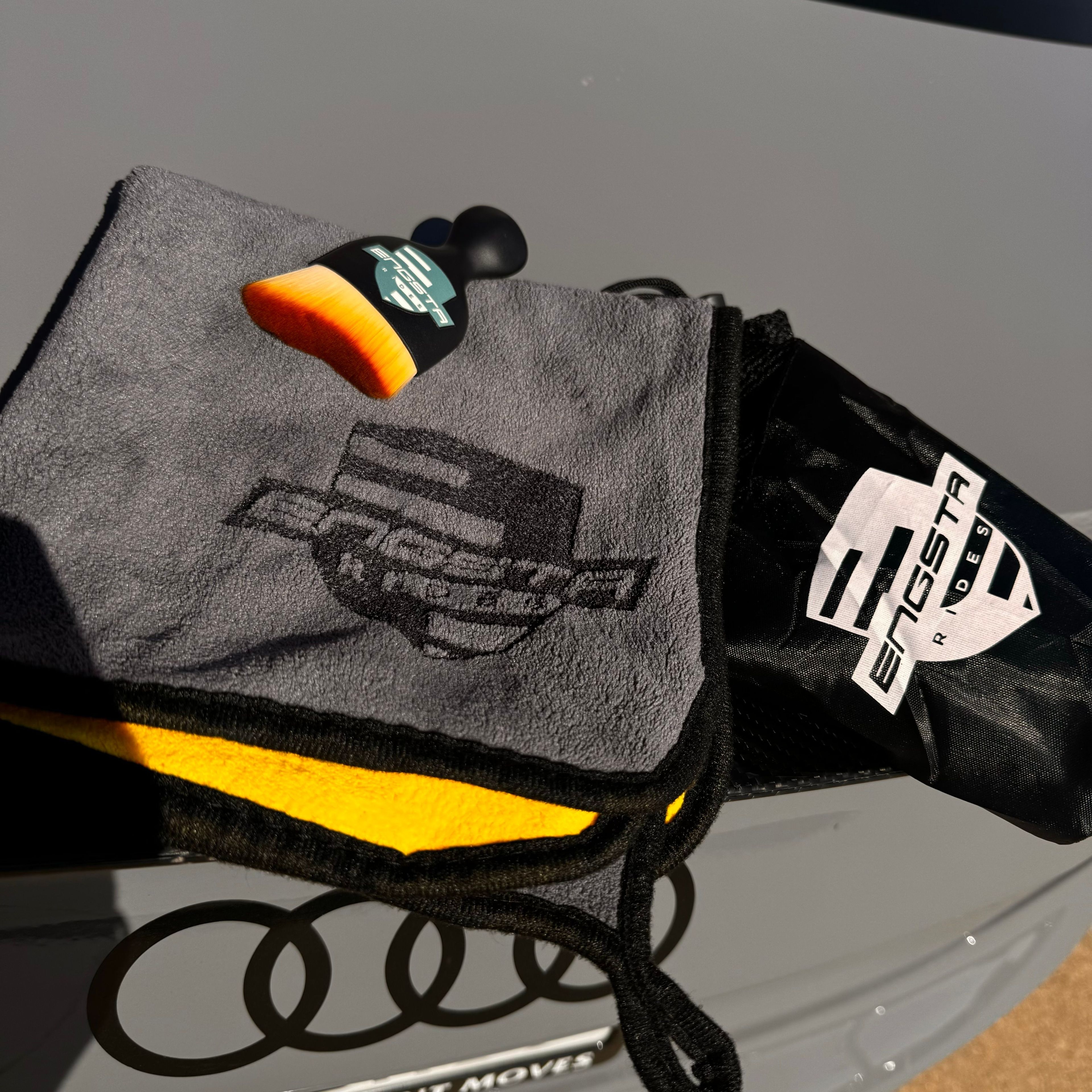 Engsta Rides detail brush and microfiber towel bundle